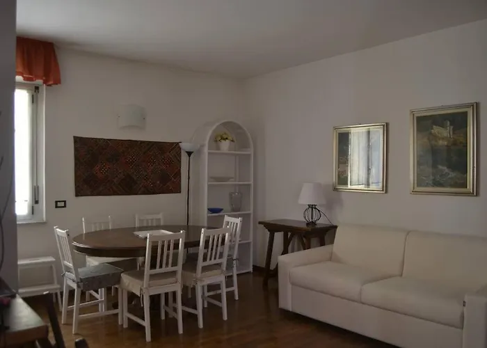 Leda Lägenhet La Spezia